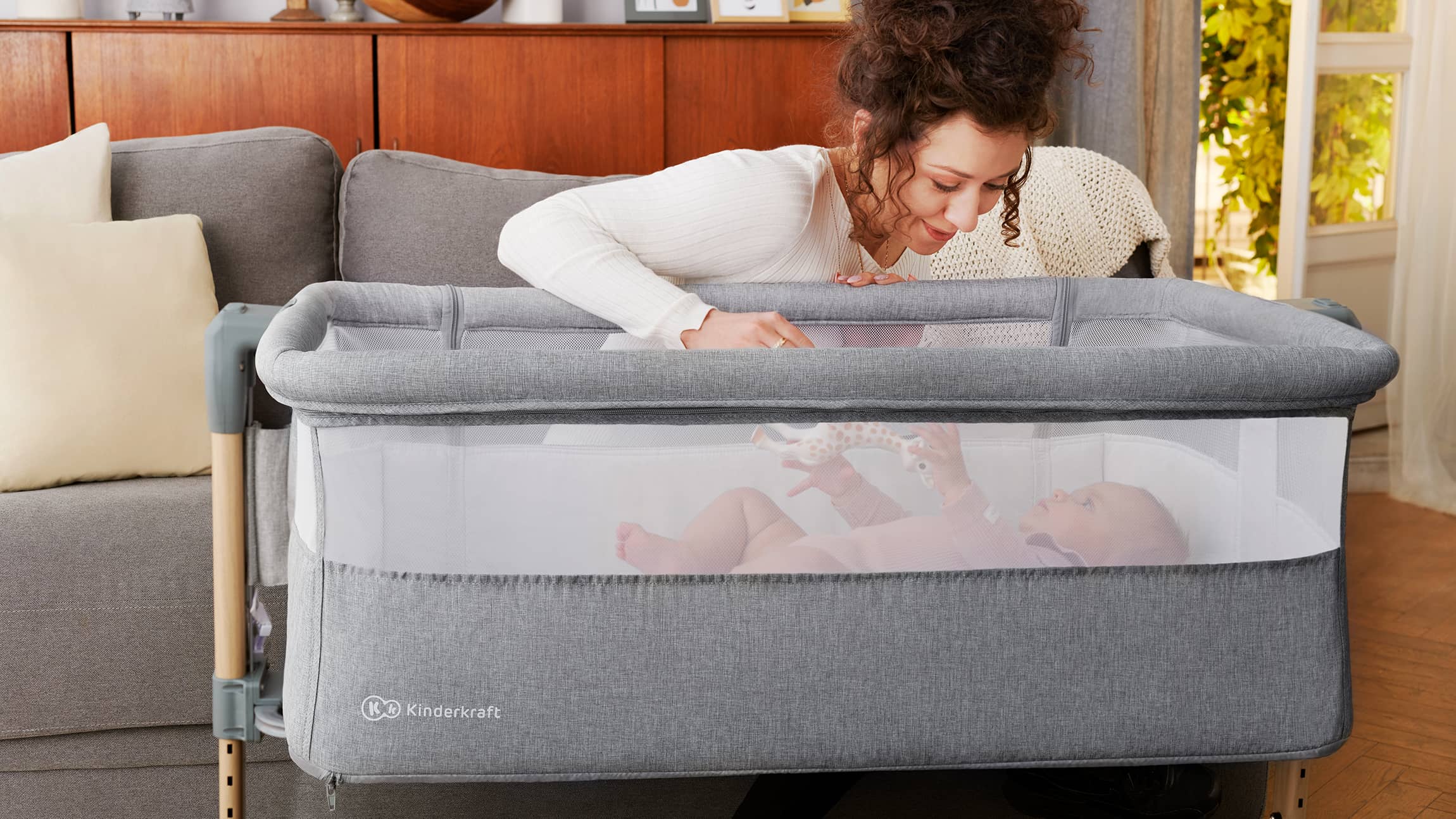 Un lit bébé
   au design universel