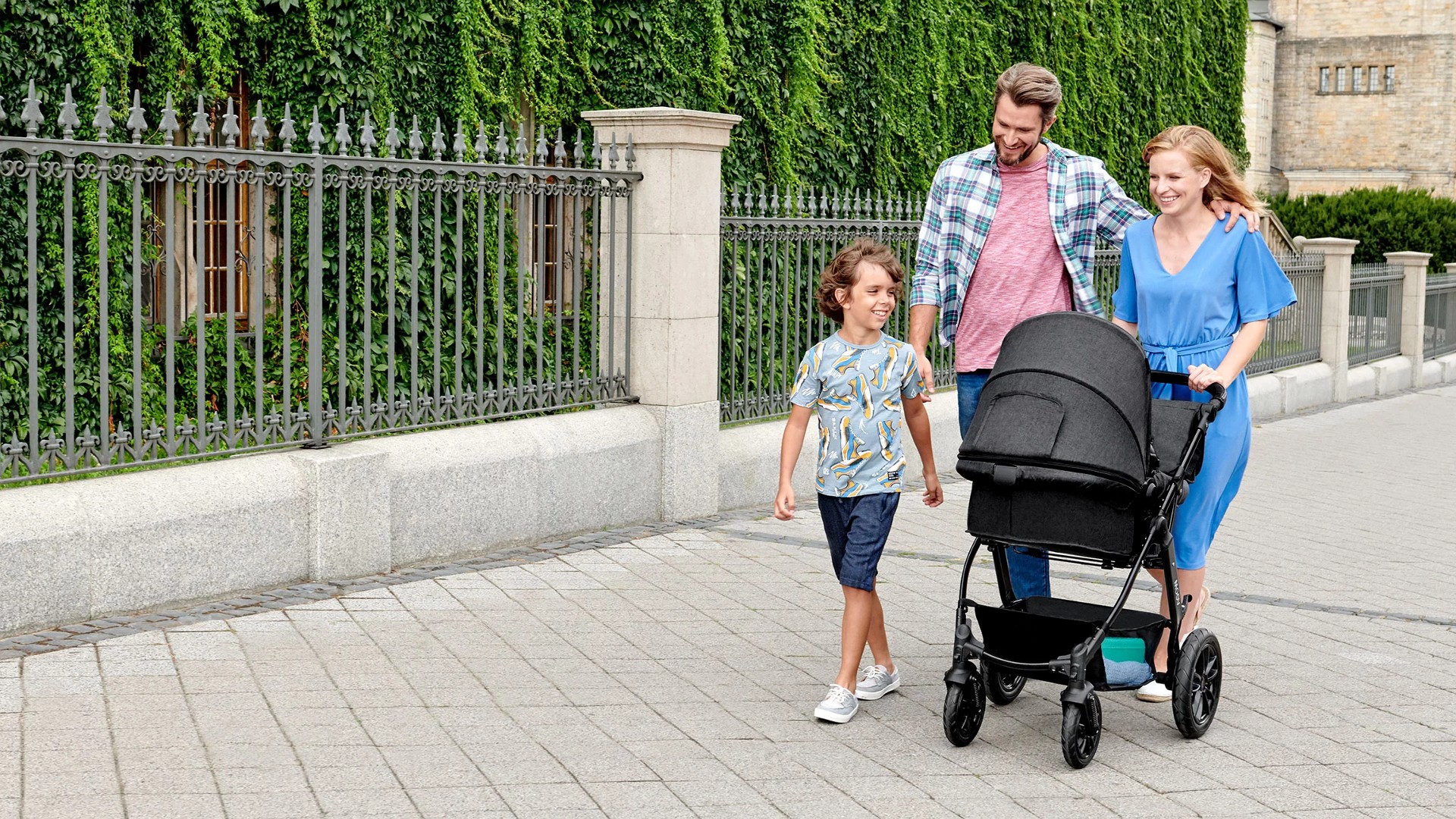 Compact stroller for years